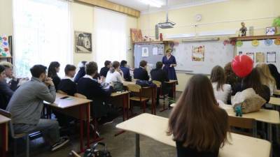 Большинство российских школ начнут учебный год в очном формате