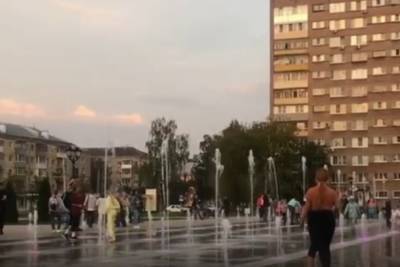 В Рыбинске запустили светомузыкальный фонтан
