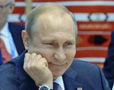 Путин рассказал о хороших показателях антител после вакцинации