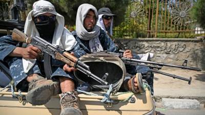Совбез ООН обязал талибов дать желающим покинуть Афганистан