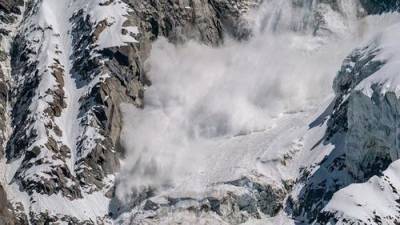 Группа туристов попала под лавину в Северной Осетии
