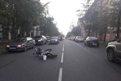 Мотоциклист пострадал в ДТП в центре Петрозаводска