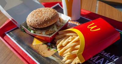 McDonald’s решил зарегистрировать "Макдак" как официальное название в России