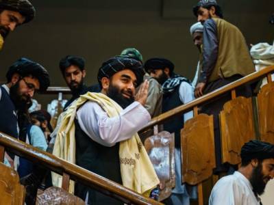 "Талибан" поздравил афганский народ после выхода американских войск