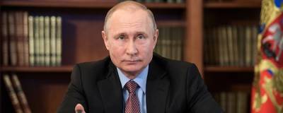 Владимир Путин подписал указ о единоразовой выплате военным по 15 тысяч рублей