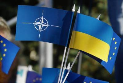 Война в Донбассе перестала быть помехой для принятия Украины в НАТО