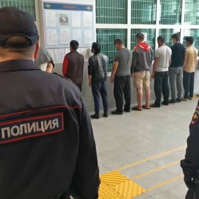37 мигрантов выдворены из России после массовой драки в Мытищах