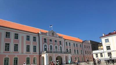 Эстония отказала в выдаче визы российскому дипломату