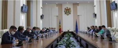 Молдавия просит Киев ненадолго отложить транспортную блокаду Приднестровья