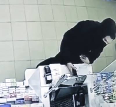 В Петербурге поймали неоднократно судимого грабителя аптек в Парголово