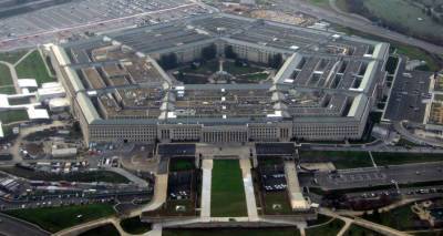 Американские генералы требуют отставки главы Пентагона