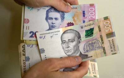 Рекордные суммы: сколько средств перечислили трудовые мигранты в Украину