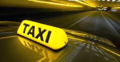 Гетманцев пообещал обязать таксистов устанавливать кассовые аппараты