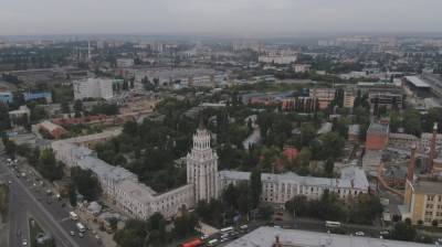 Сталинскую высотку с башней в центре Воронежа признали памятником истории