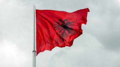 Албания ужесточает правила въезда в страну из-за коронавируса