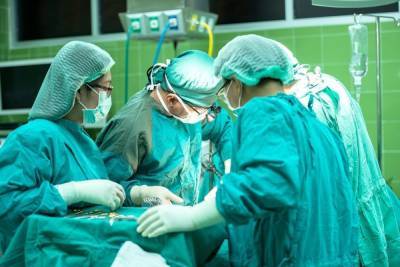 В Рязани врачи онкодиспансера удалили пациентке опухоль весом 8 кг