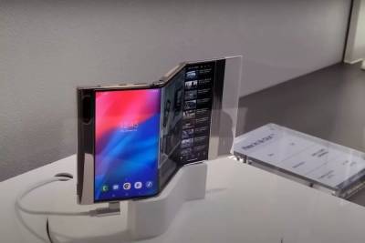 Samsung показал рабочий прототип складного дисплея