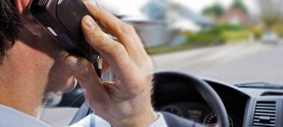 Водители в Карелии регулярно нарушают правила пользования телефоном