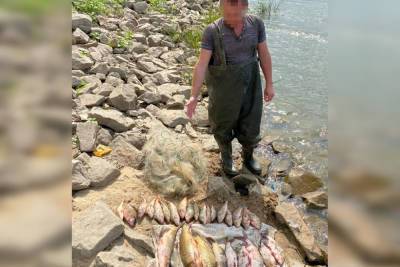 Двум браконьерам под Волгоградом грозит 2 года тюрьмы за мешок рыбы