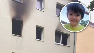 «Папа потуши огонь, мама спаси меня»: в Саксонии маленький мальчик выпрыгнул из окна