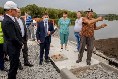 Роман Старовойт проинспектировал строительство моста в Курчатовском районе