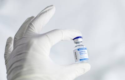 Кацунобу Като - В вакцине Pfizer обнаружили резиновую крошку - grodnonews.by - Белоруссия