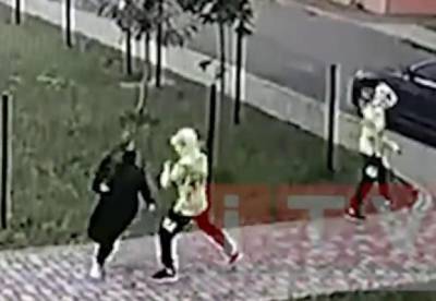 В Ровно близнецы напали с ножом на женщину (видео)
