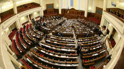 Соцопрос: оппозиция на Украине набирает популярность