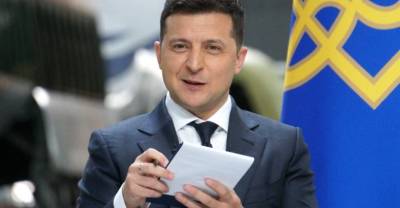 "Более убогих физиономий я не встречал": Экс-премьер Украины Азаров назвал Зеленского и его команду страшной ошибкой