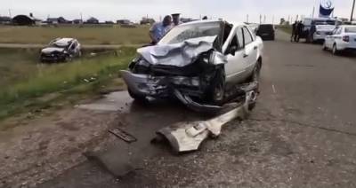 В Башкирии во встречном столкновении автомобилей погиб мужчина