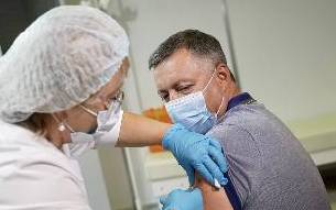Игорь Кобзев сделал прививку от ковида