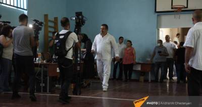 Партия Марукяна готовится к выборам в местное самоуправление, а Царукян в "мандраже" - СМИ
