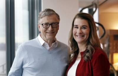 Соучредитель Microsoft Билл Гетс и его жена Мелинда официально объявили о разводе