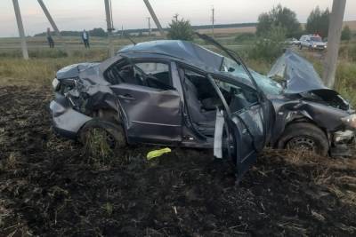 В Сапожковском районе Mazda улетела в кювет, два человека погибли