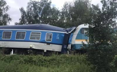 В Чехии столкнулись два поезда, есть погибшие и пострадавшие