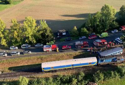 В Чехии столкнулись два пассажирских поезда: десятки пострадавших, есть погибшие