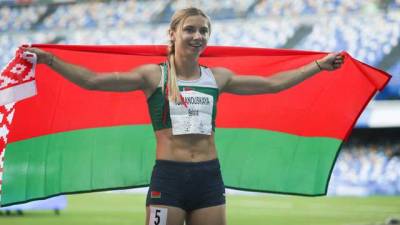 Белорусская спортсменка Тимановская вылетела из Токио в Вену