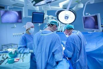 Врачей больницы обвиняют в использовании бытовой дрели при трепанации черепа