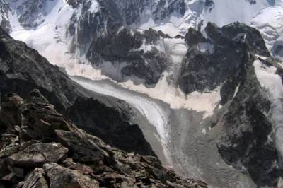 Два человека пострадали под камнепадом в горах Кабардино-Балкарии
