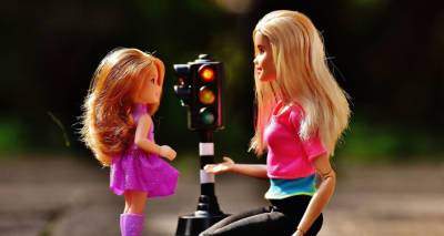 Компания Mattel посвятила куклу Барби одной из создательниц вакцины AstraZeneca