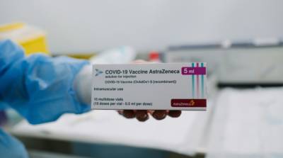 Украина получила 500 тысяч доз вакцин AstraZeneca от Дании