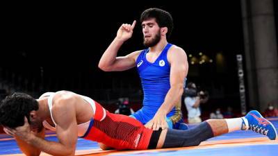 Борец Угуев вышел в финал Олимпиады в весе до 57 кг