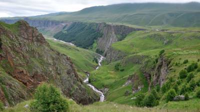 В результате камнепада в горах Кабардино-Балкарии погиб один человек