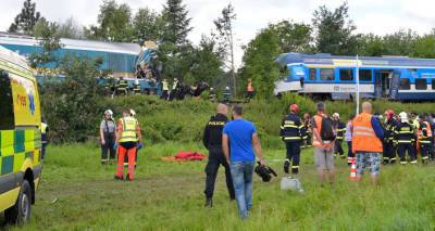 Число жертв железнодорожной катастрофы в Чехии увеличилось, семеро в тяжелом состоянии