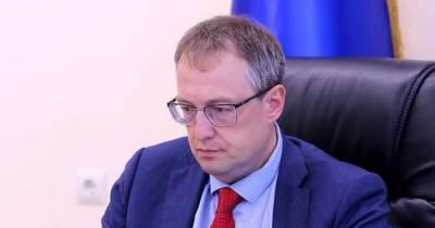 Кабмин уволил Антона Геращенко с должности замминистра внутренних дел
