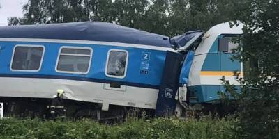 Количество жертв столкновения поездов в Чехии возросло до трех человек