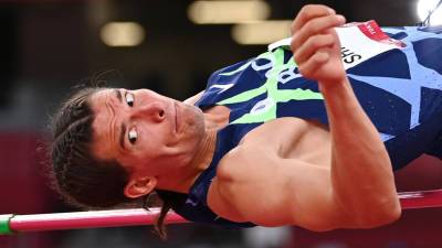 Десятиборец Шкуренёв стал 18-м в прыжках в высоту на Олимпиаде