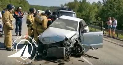 В Челябинской области на трассе М-5 из-за массового ДТП затруднено движение