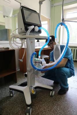 Бизнес купил реанимационное оборудование для главного ковидного госпиталя Тагила