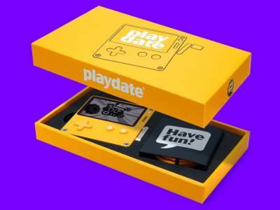 Компания Panic продала 20,000 экземпляров мобильной ретро-консоли Playdate всего за 20 минут (это весь доступный на 2021 год объем)